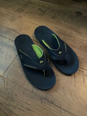 Reef Navy Flip-Flop Sandals with Lime Accents